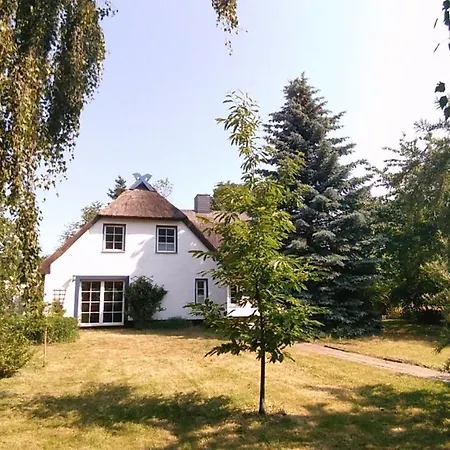 Holiday home Ruegenhus