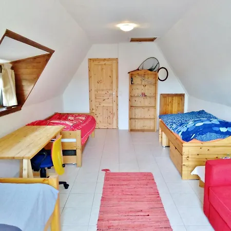 Ruegenhus Gustow (Vorpommern-Rugen)