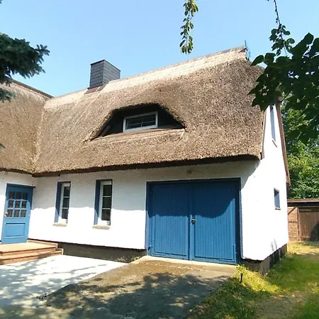 Ruegenhus Holiday home